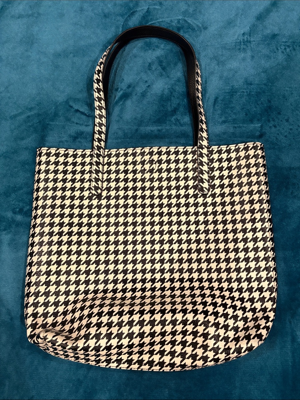 Classic Houndstooth Black and White Tote Bag